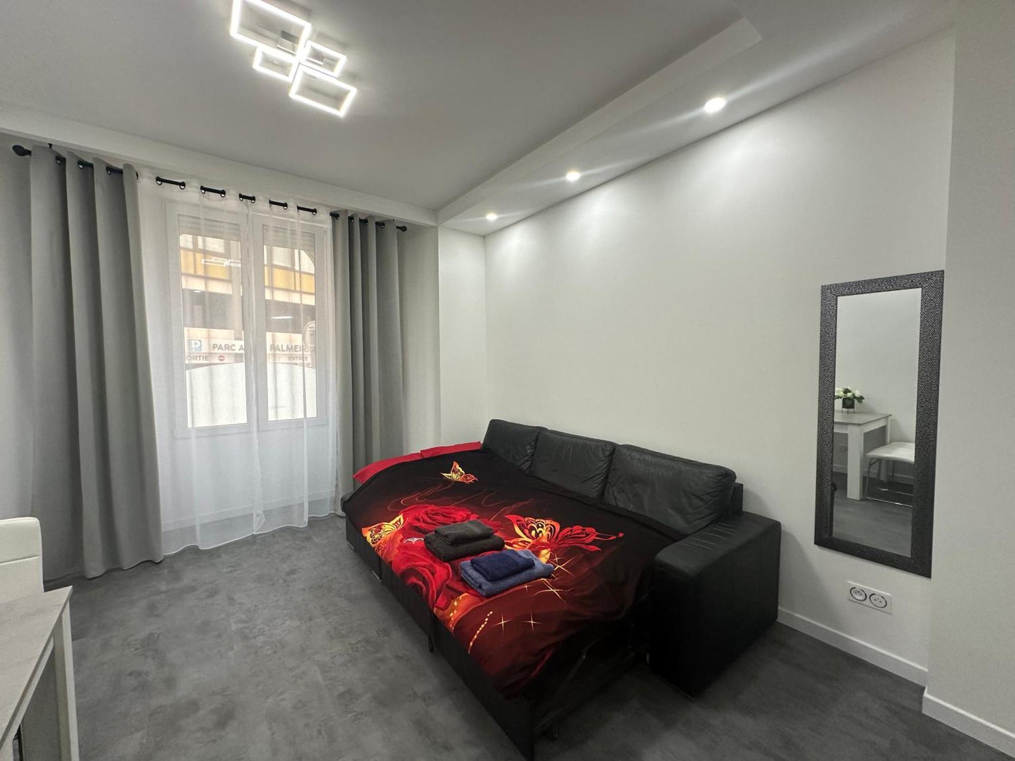 3 Pieces Proche Du Negresco Apartment